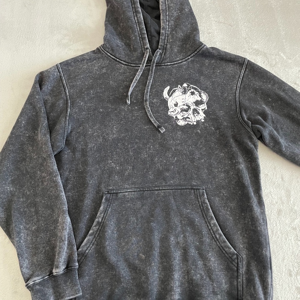 Independent Trading Company Mens Hoodie Trackerdie Seek & Destroy Distressed M